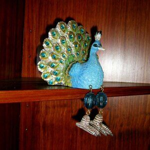 Peacock Shelf-Sitter Sculpture Blue, VGUC